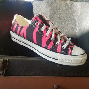 NIB authentic CONVERSE ARCHIVE PRINT CHUCK 70 OX BLACK/RACER/PINK/EGRET